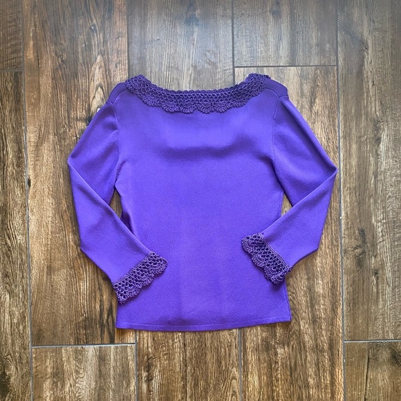 Like New J.A.C. Woman’s Small Purple - Picture 3 of 5